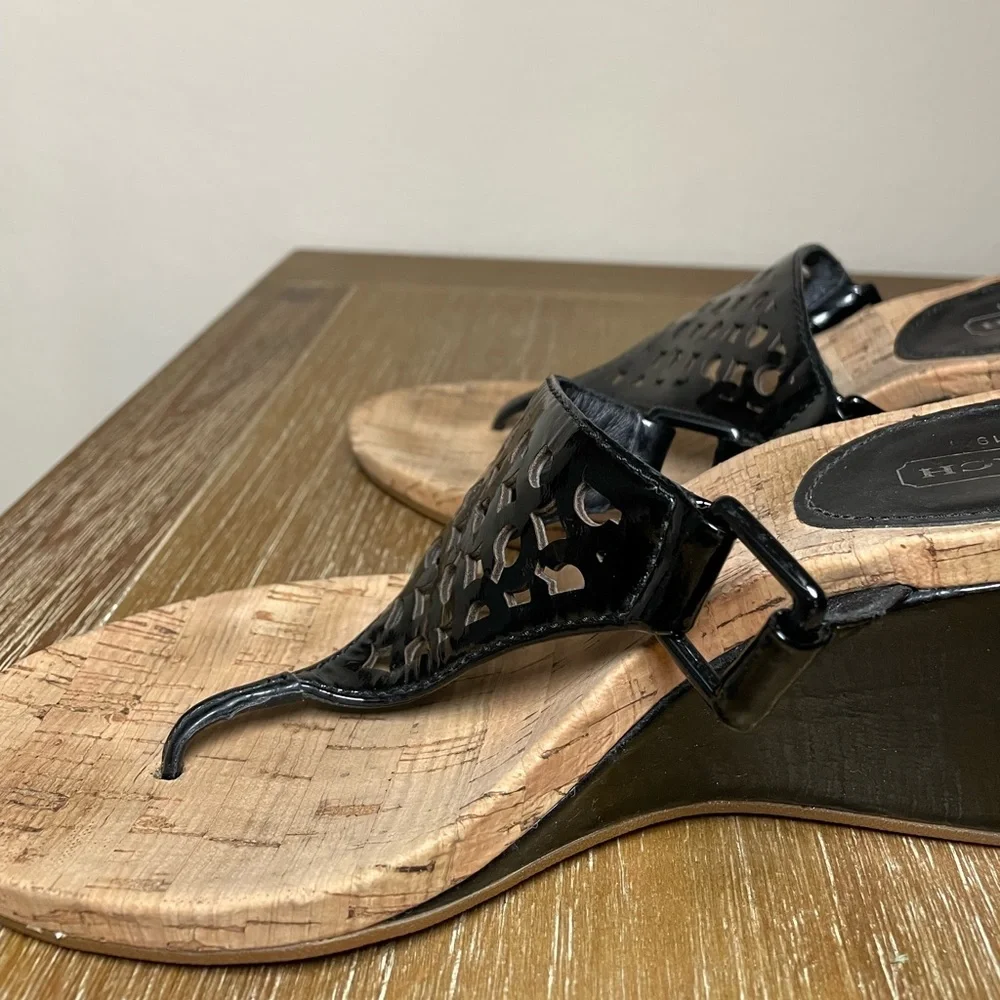 Coach Brookk Black Patent Leather Cork Wedge Sandals Signature Logo Size 7.5B